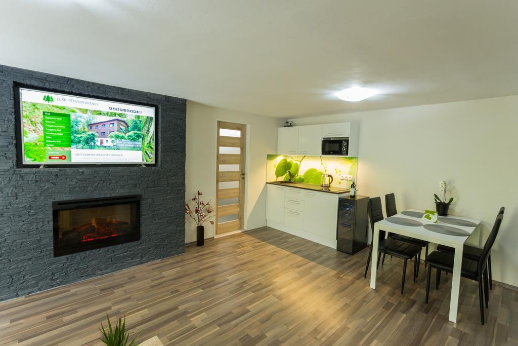 Lesní Penzion Vranov Vranov nad Dyjí Exterior foto